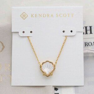New Kendra Scott Brynne Shell Ivory Mother-of-Pearl Necklace Gold